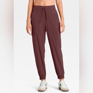 All In Motion Light Mid- Rise Joggers • Brown